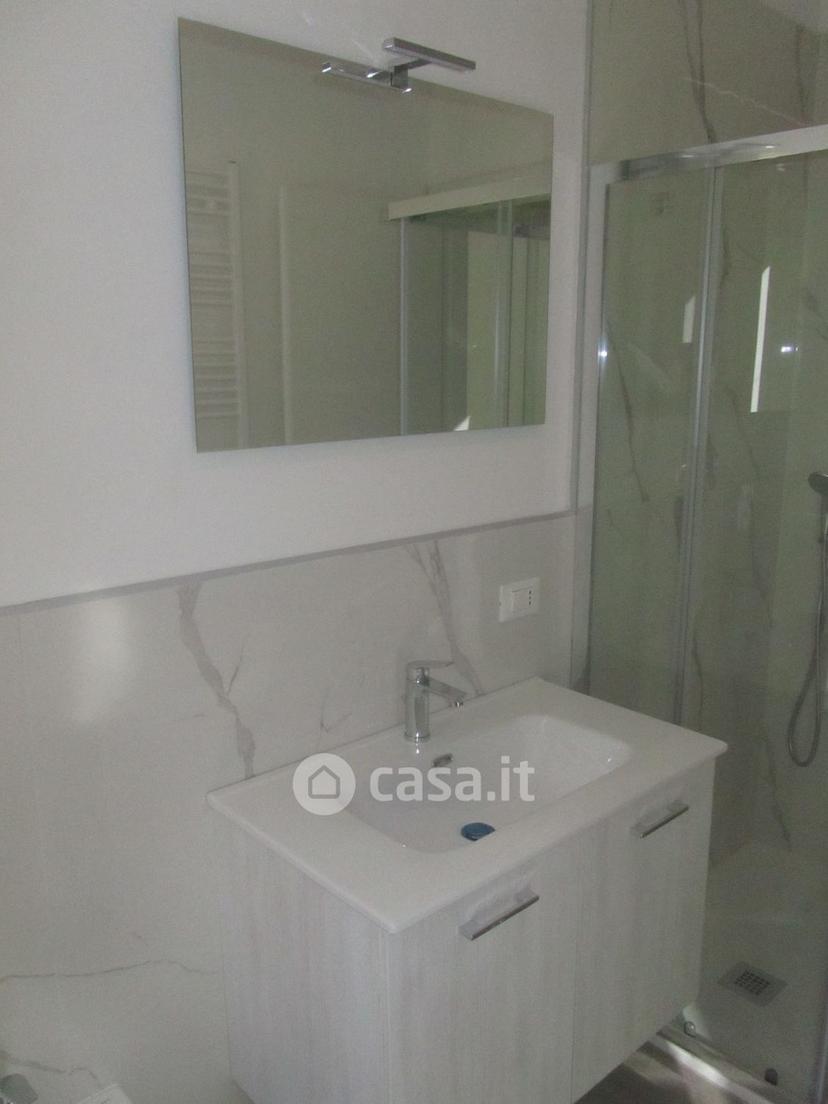 Trilocale in Via Monte Nero 26 — foto 5 di 29