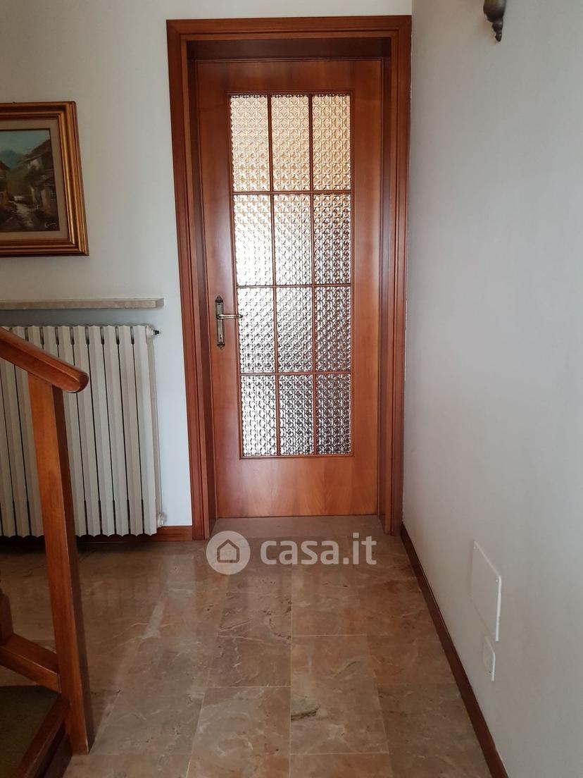 Villa in Via Alcide de Gasperi — foto 49 di 63