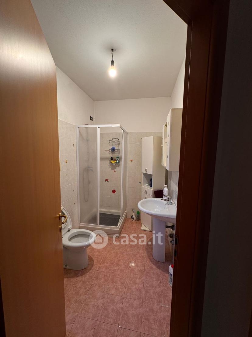 Bilocale in Via Dante Alighieri 2 — foto 11 di 30