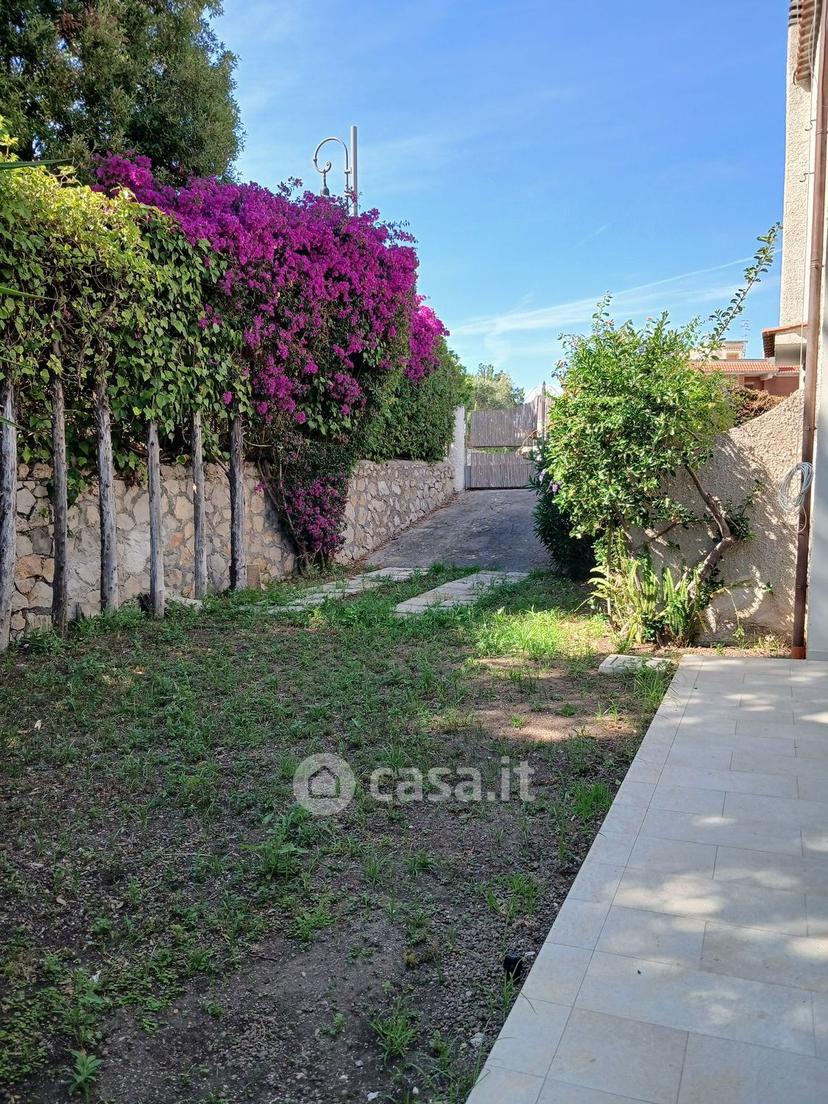 Trilocale in Via Roma 280 — foto 24 di 31