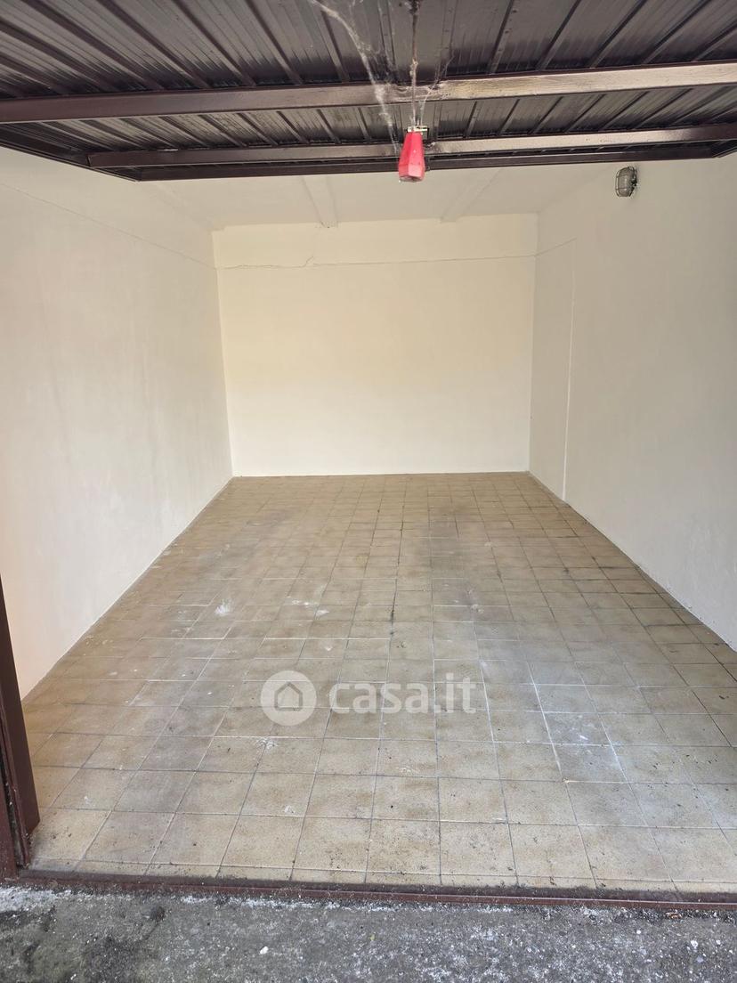 Trilocale in Via Pinetti — foto 8 di 37