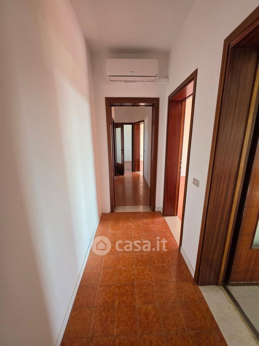 Trilocale in Via Pinetti — foto 24 di 37