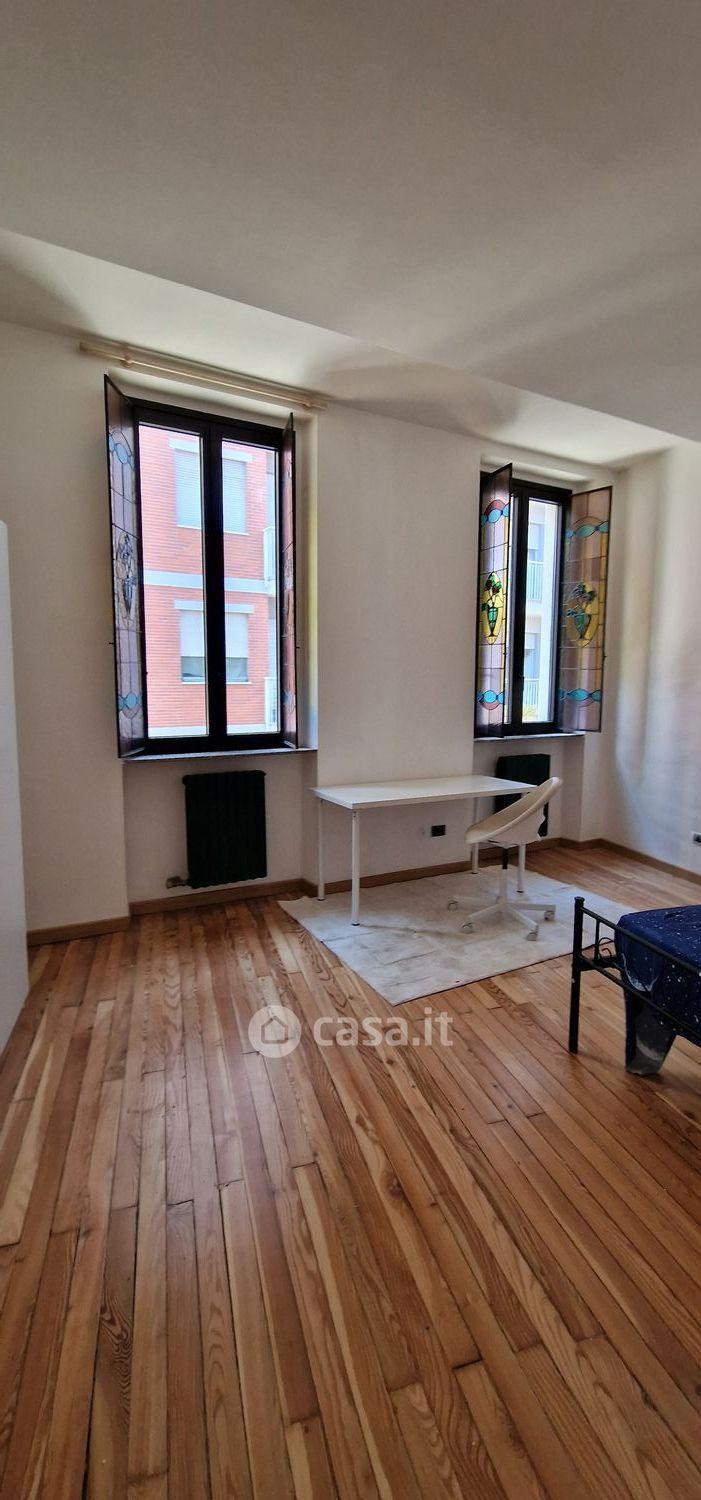Stanza in Via San Vitale — foto 22 di 45