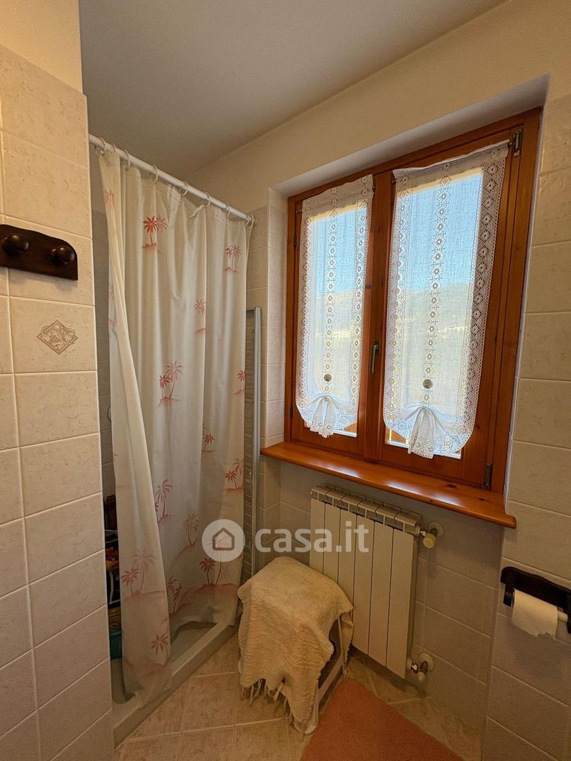 Quadrilocale in Via Vittorio Veneto — foto 11 di 41
