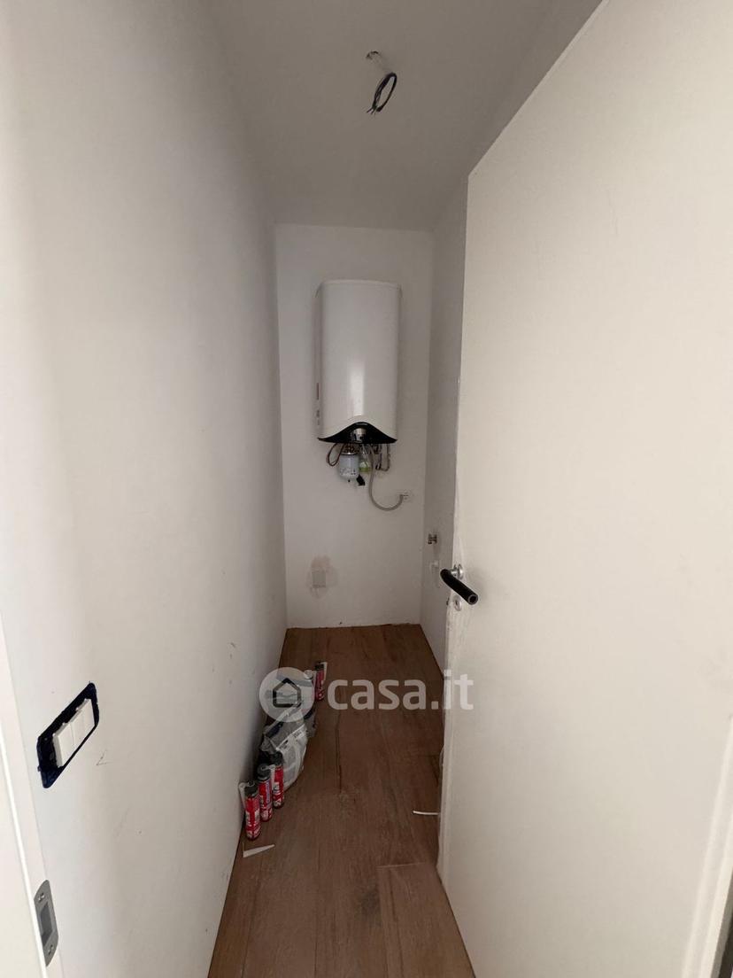 Trilocale in Via Udine 25 — foto 20 di 37