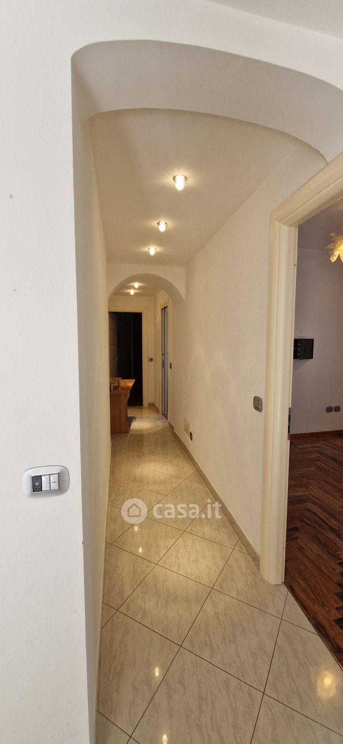 Appartamento in Via IV Novembre 8 — foto 22 di 84