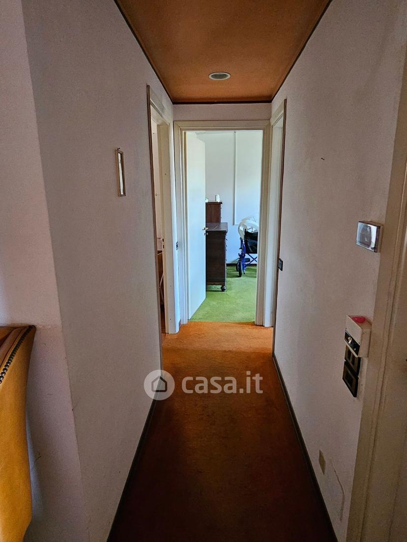 Trilocale in Via Vittorio Veneto 1 — foto 8 di 32