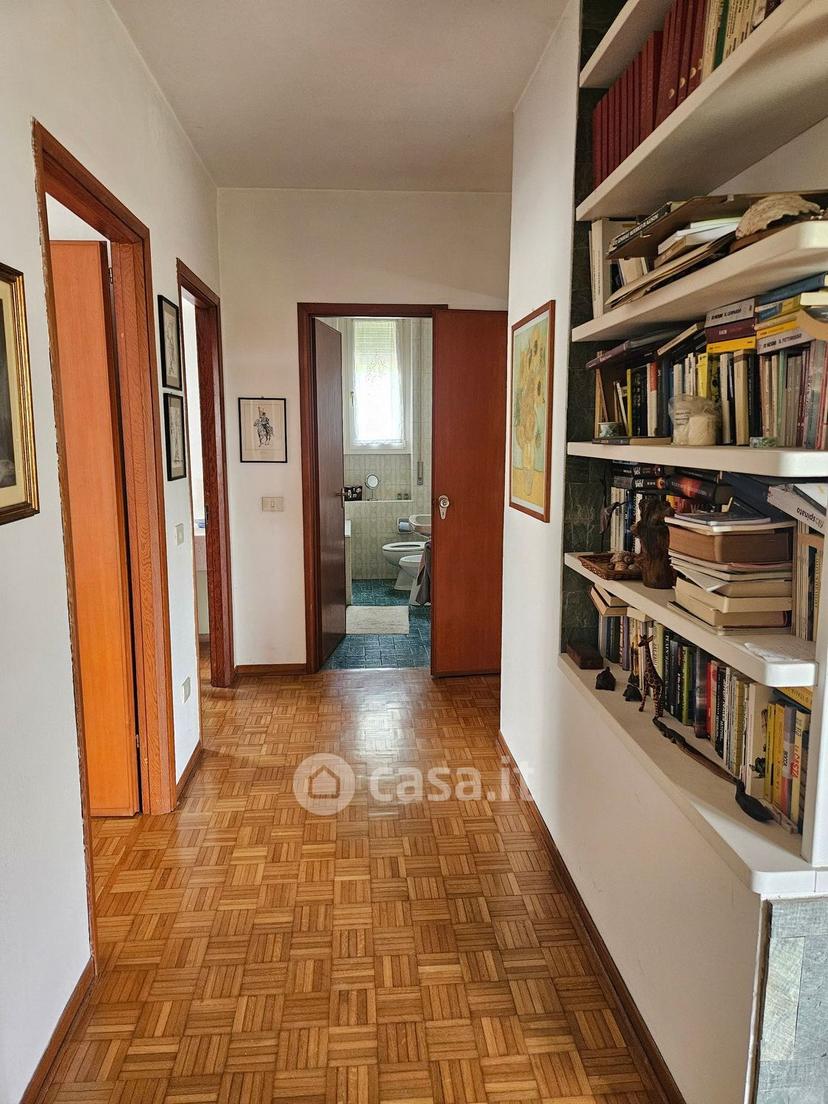 Villa in Via Costa 8 — foto 14 di 48