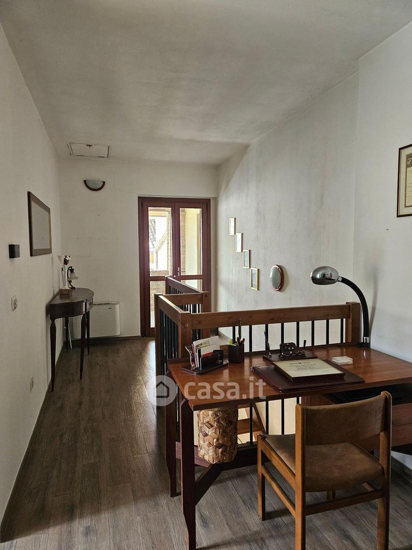 Villa in Piazza Cornaggia 49 — foto 37 di 46