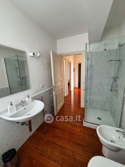 Trilocale in Via Cisa Sud 266 — foto 8 di 16