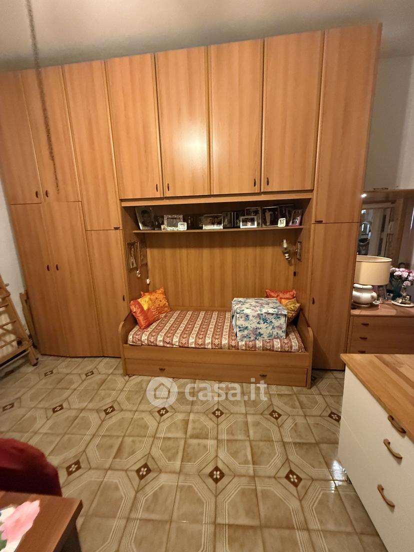 Stanza in Via E. di Noia 19 — foto 9 di 10