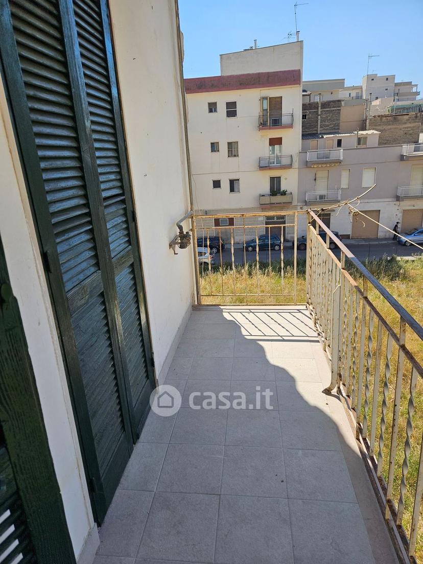 Trilocale in Via Simone de Brado — foto 7 di 9