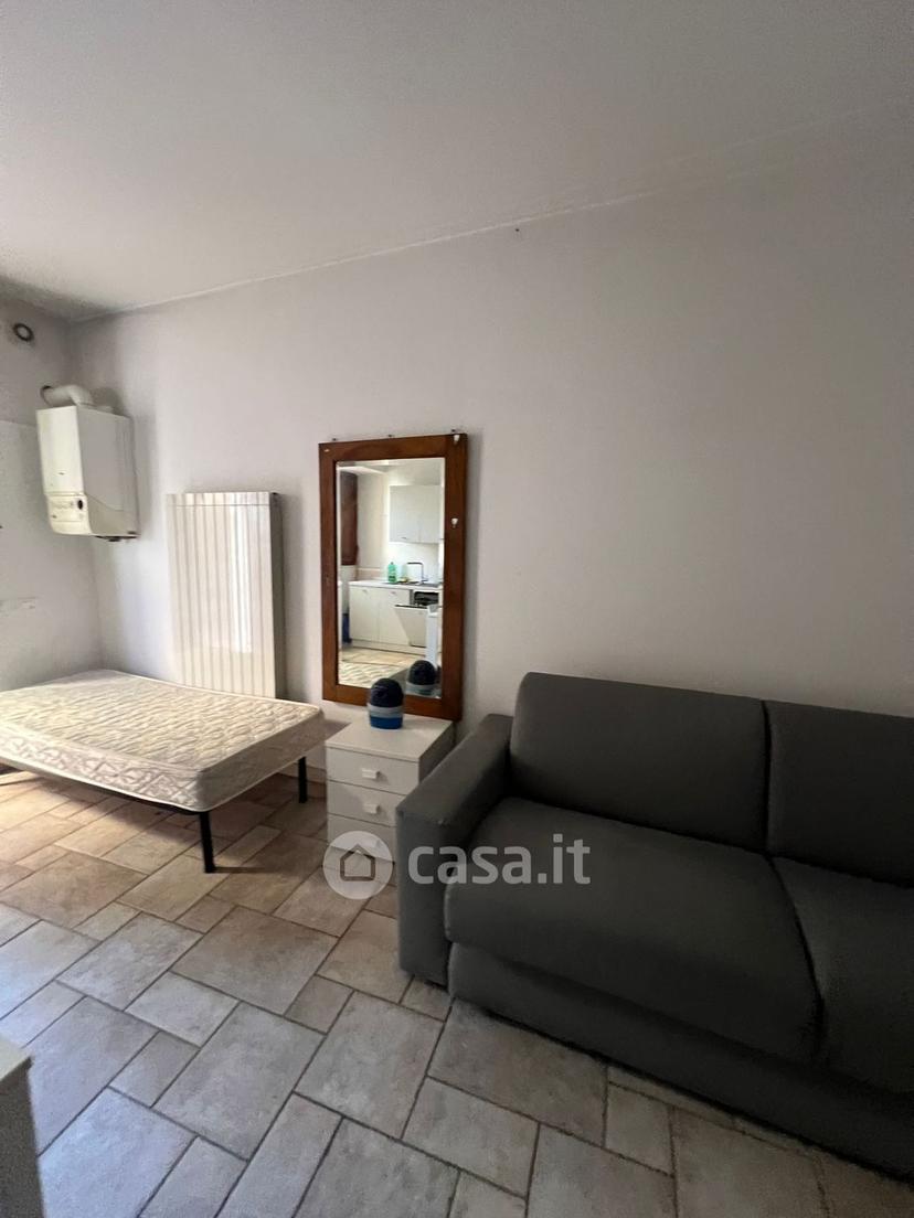 Monolocale in Largo Malvò 14 — foto 6 di 9
