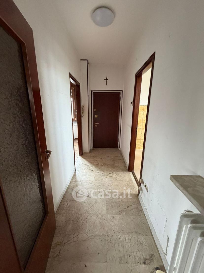 Trilocale in Via Piemonte 16 — foto 11 di 13