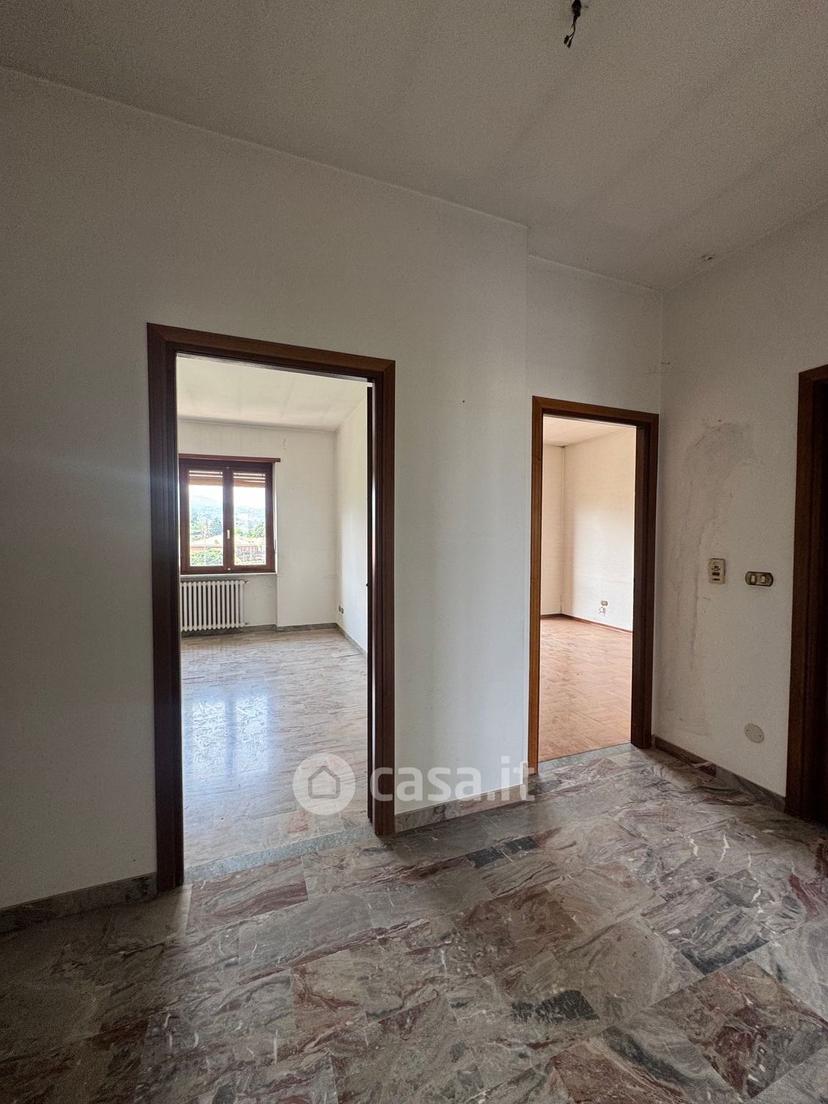 Quadrilocale in Via Cavour 8 — foto 19 di 35