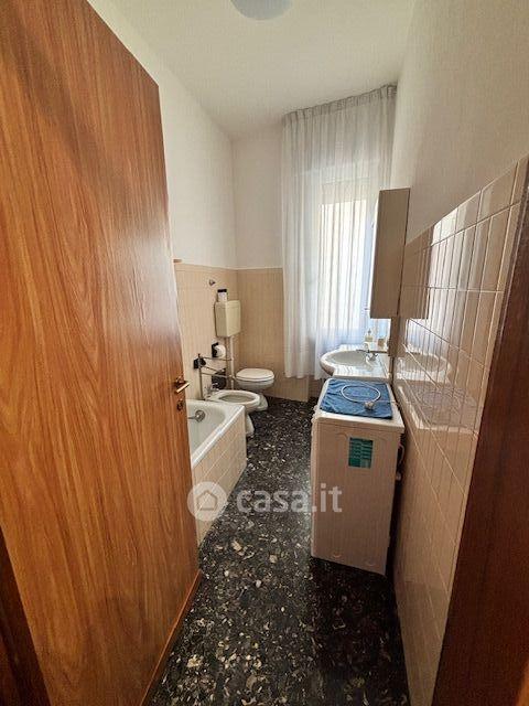 Stanza in Via Roma 24 — foto 9 di 13