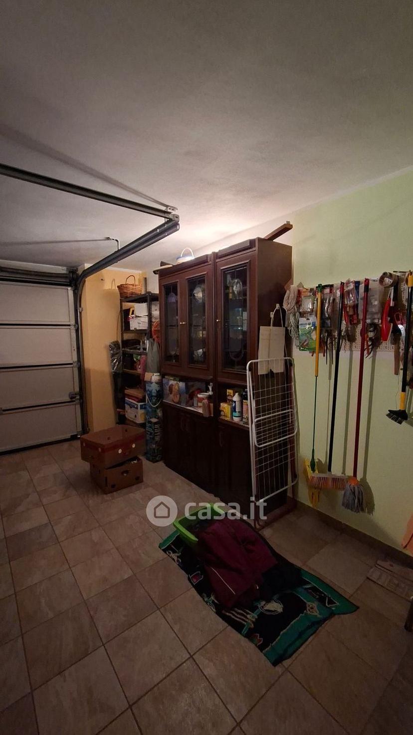 Villa in Via Ada Negri 3 — foto 18 di 53