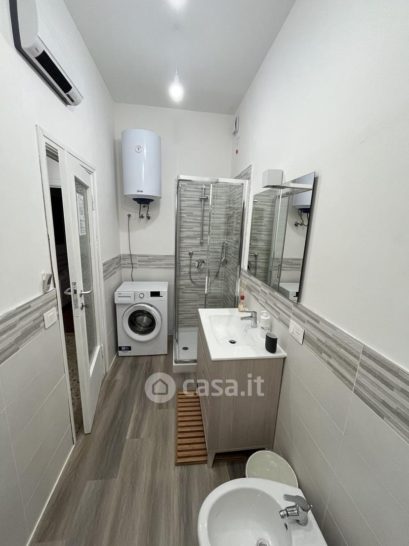 Stanza in Via Luigi Pasteur 32 — foto 6 di 16