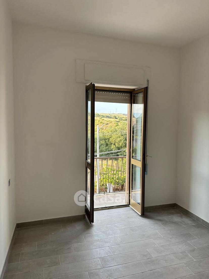 Trilocale in Via Petricciolo Alli 41 — foto 2 di 10