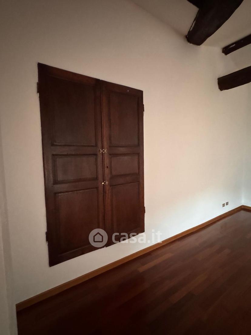 Trilocale in Piazza del Monte — foto 5 di 15