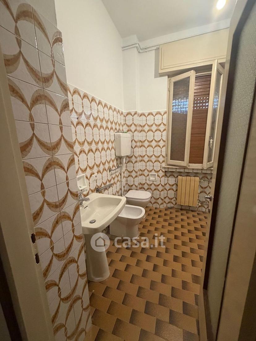 Trilocale in Via Ambrogio Colombo 56 — foto 7 di 7