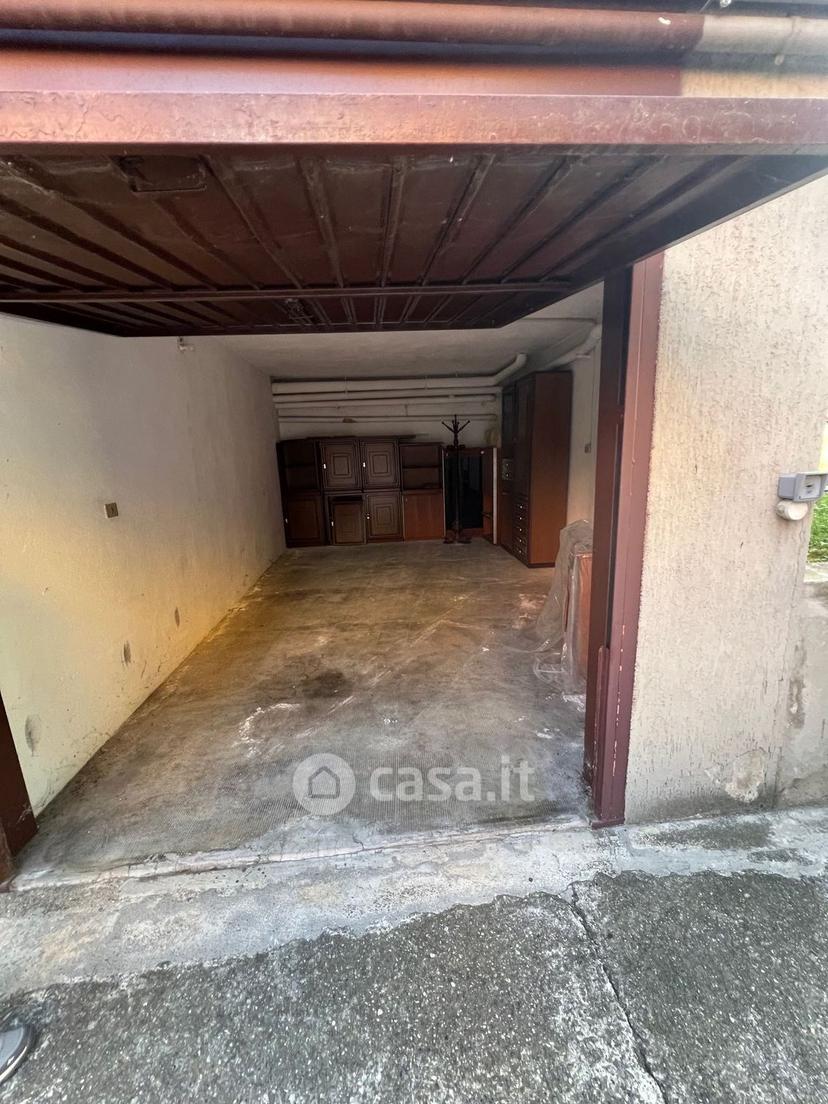 Trilocale in Via Spartana — foto 2 di 14