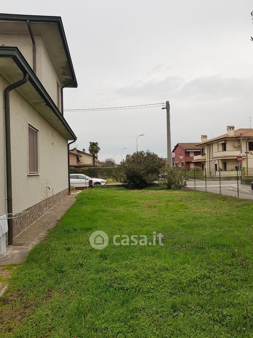 Villa in Via Alcide de Gasperi — foto 27 di 63