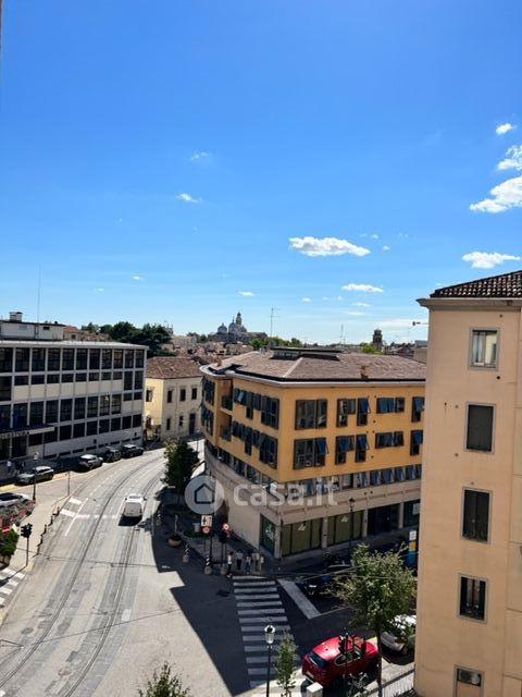 Appartamento in Via Roma — foto 2 di 24