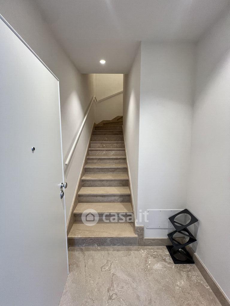 Trilocale in Via La Pace 19 — foto 15 di 21