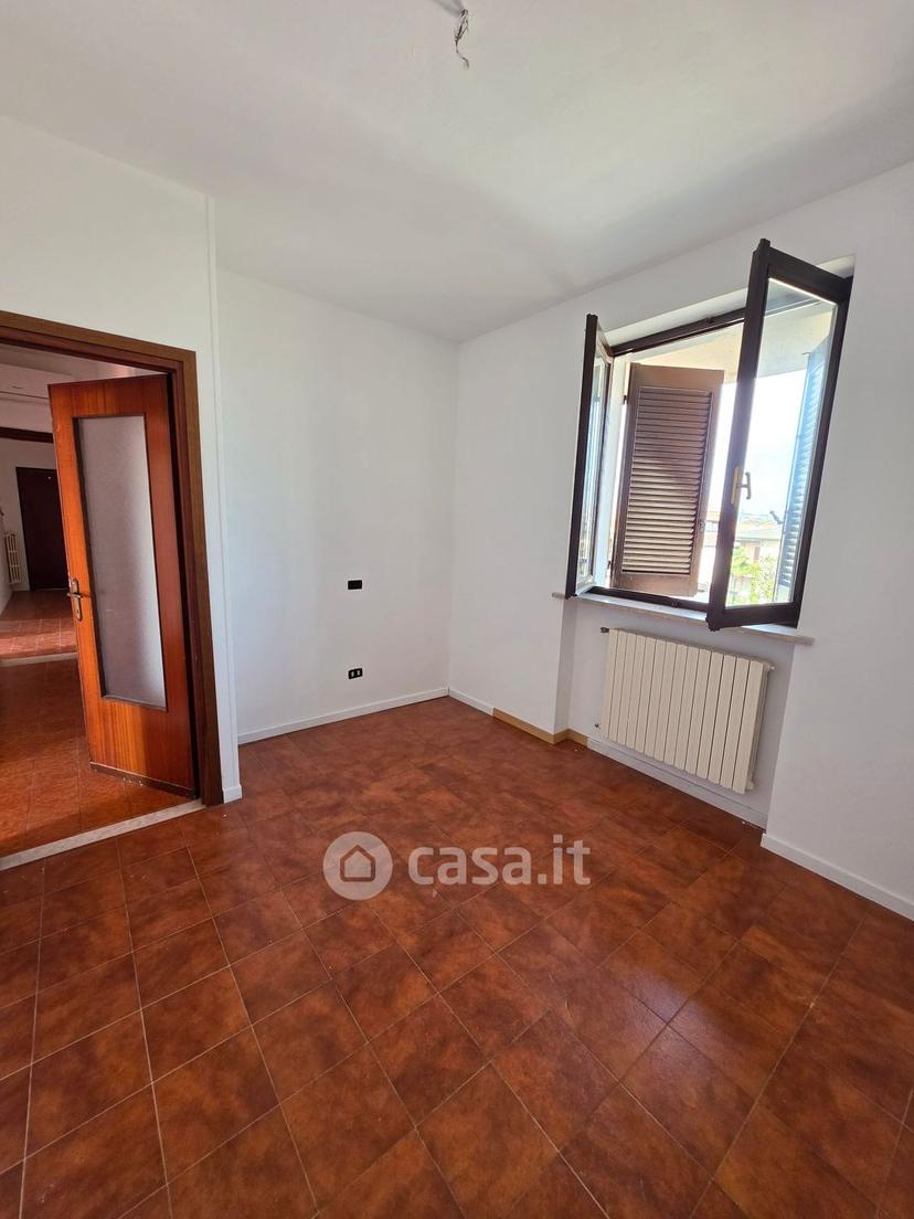 Trilocale in Via Pinetti — foto 15 di 37