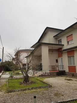 Villa in Via Alcide de Gasperi