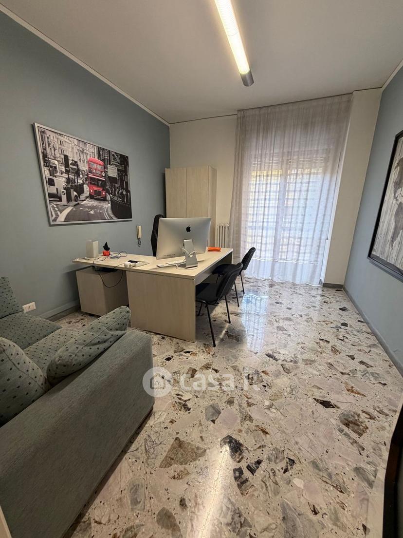 Trilocale in Piazza d'Amora 31 — foto 13 di 15