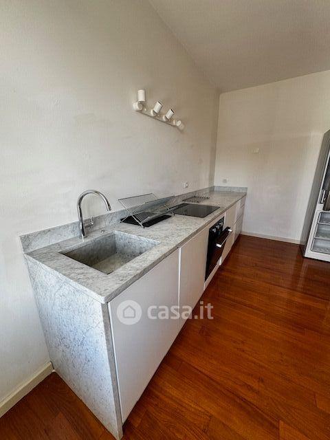 Trilocale in Via Cisa Sud 266 — foto 4 di 16