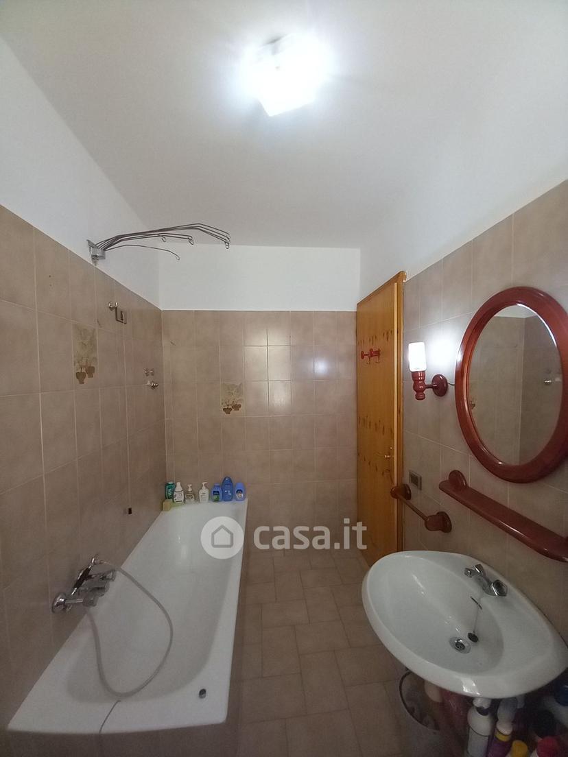 Trilocale in Via Aldo Moro 19 — foto 22 di 78