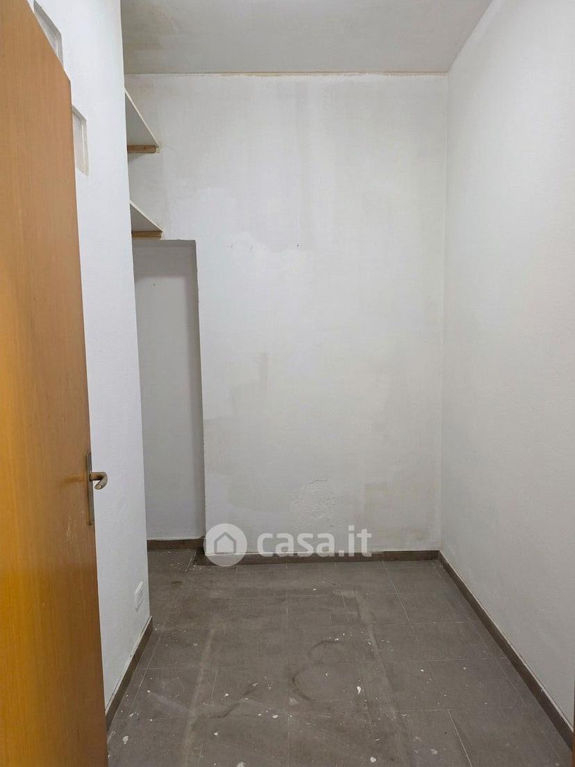 Bilocale in Via San Carlo — foto 3 di 32