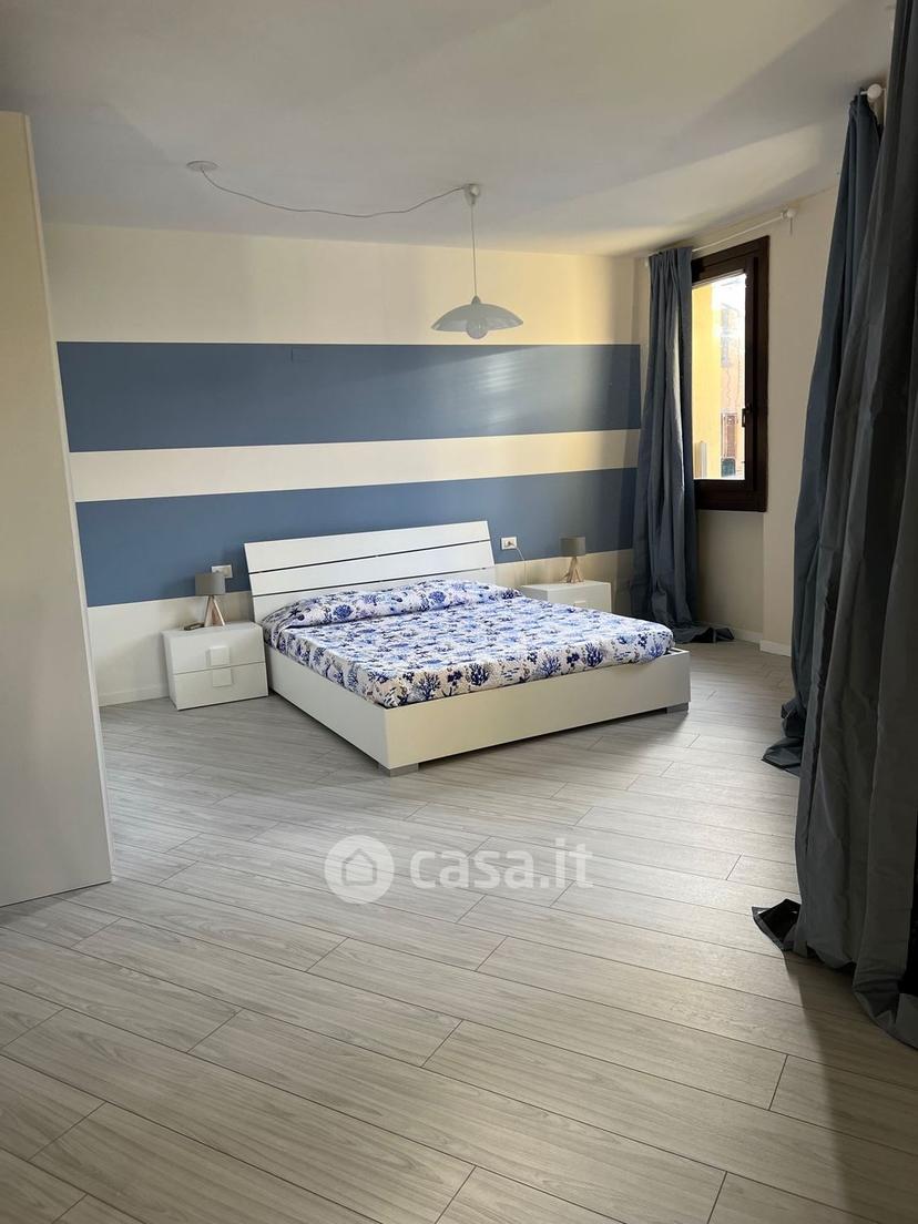 Bilocale in Via Roma 50 — foto 14 di 20