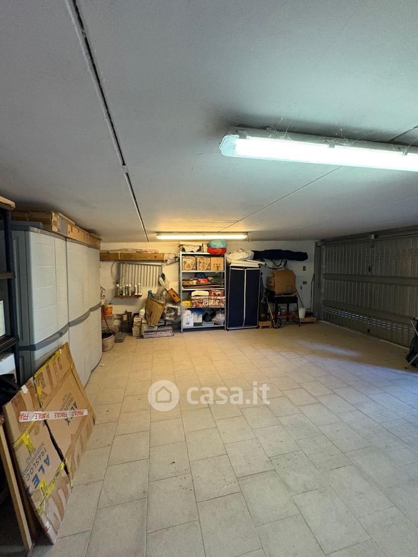 Quadrilocale in Via Vittorio Veneto — foto 16 di 41