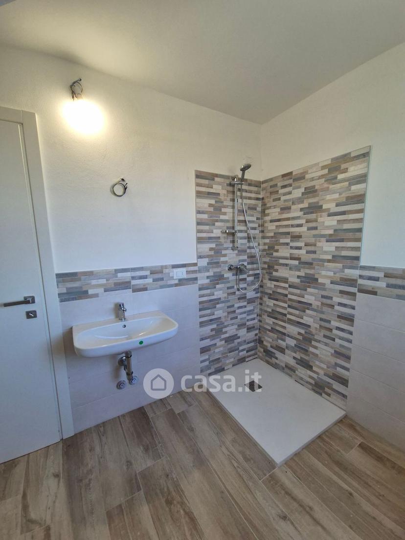 Villa in Via Bredazzane — foto 5 di 26