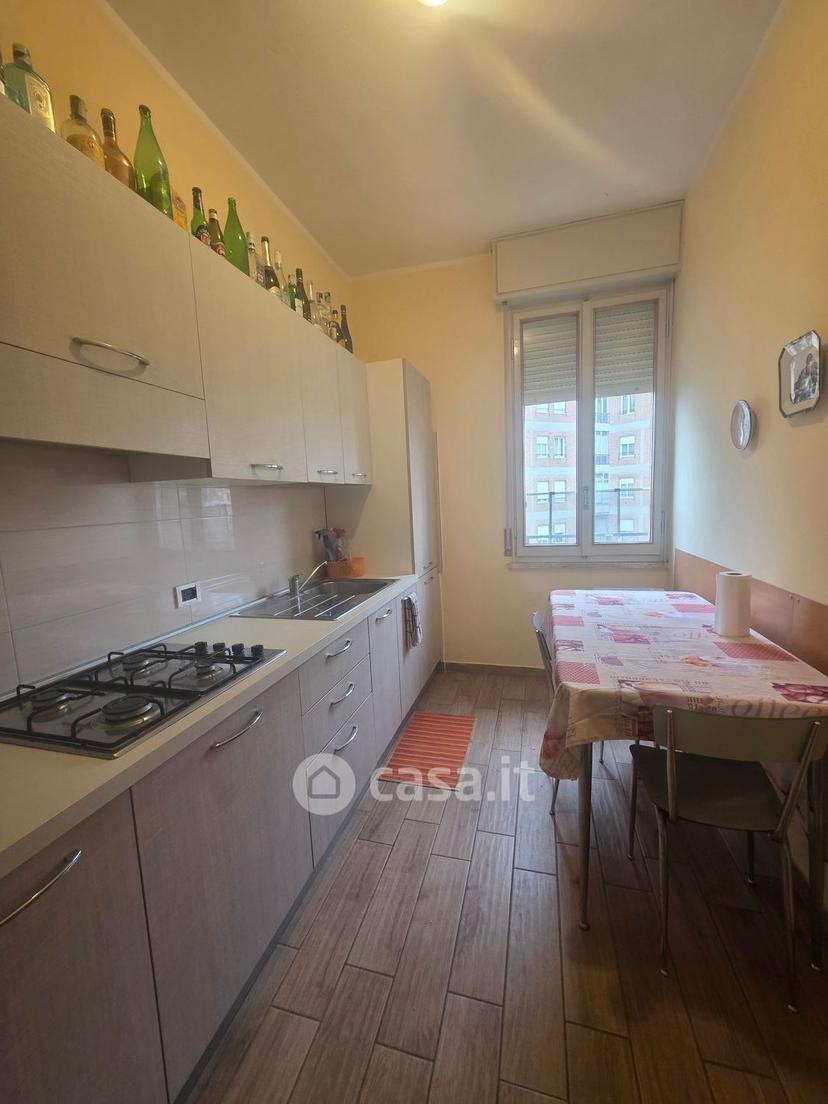 Stanza in Via Carlo Zatti — foto 7 di 7