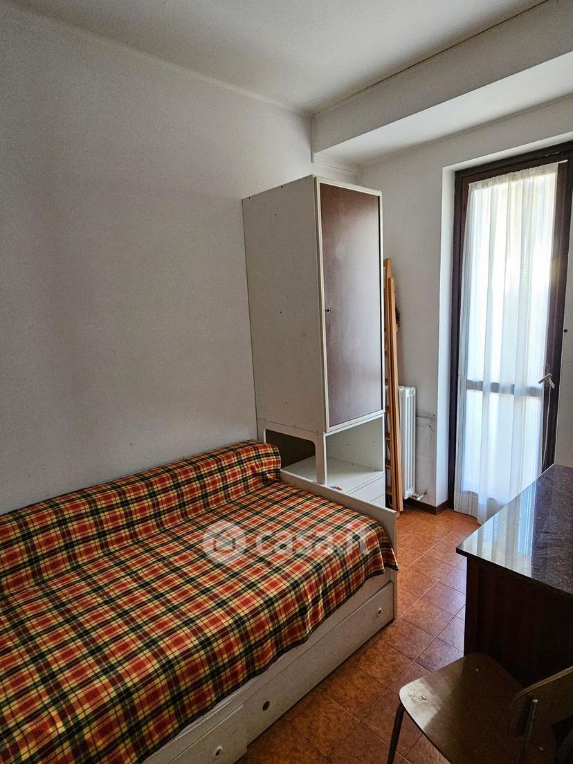 Trilocale in Via Vittorio Veneto 1 — foto 3 di 32
