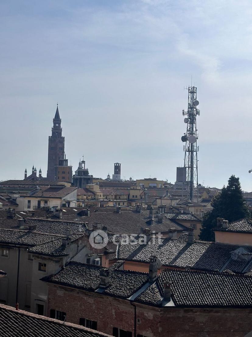 Stanza in Piazza G Vida 12 — foto 32 di 80