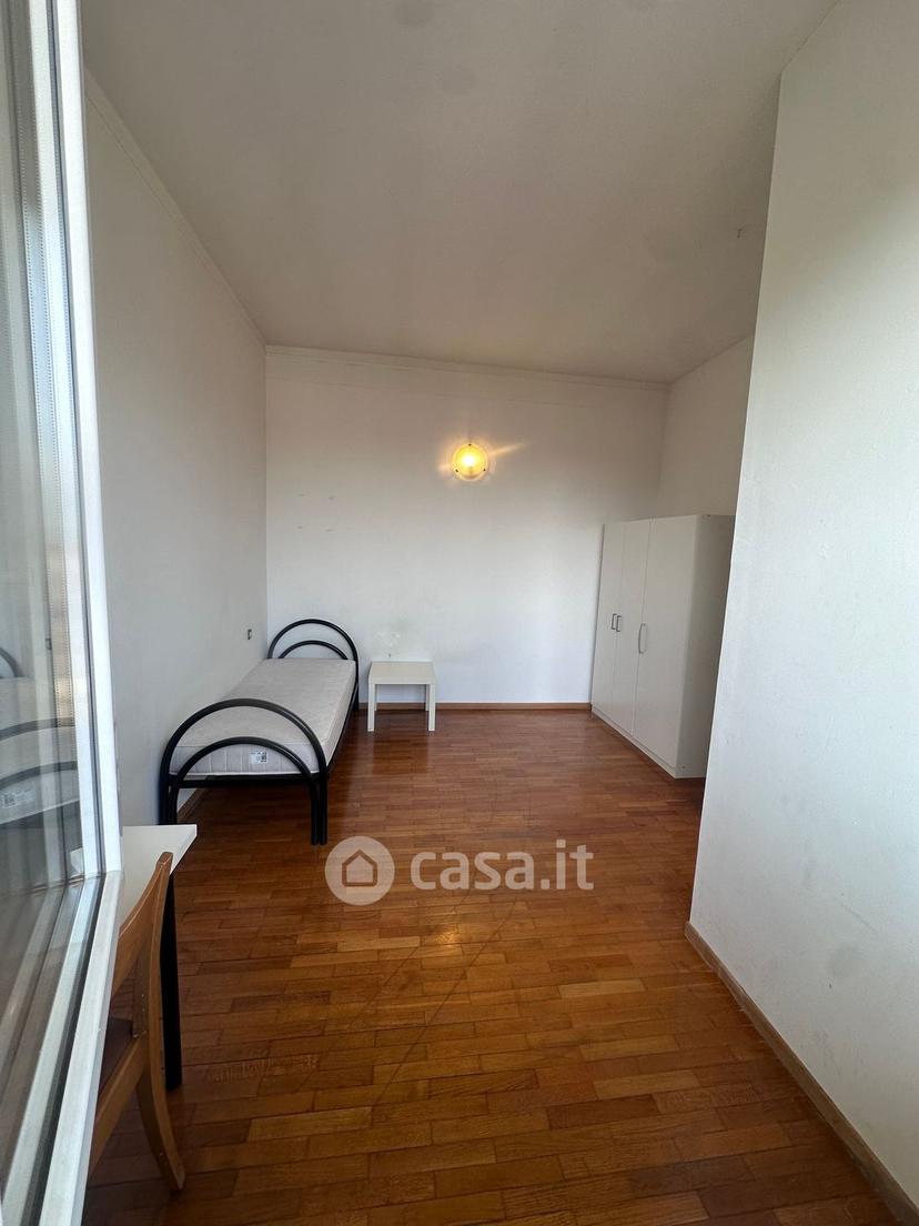Stanza in Piazza G Vida 12 — foto 6 di 80
