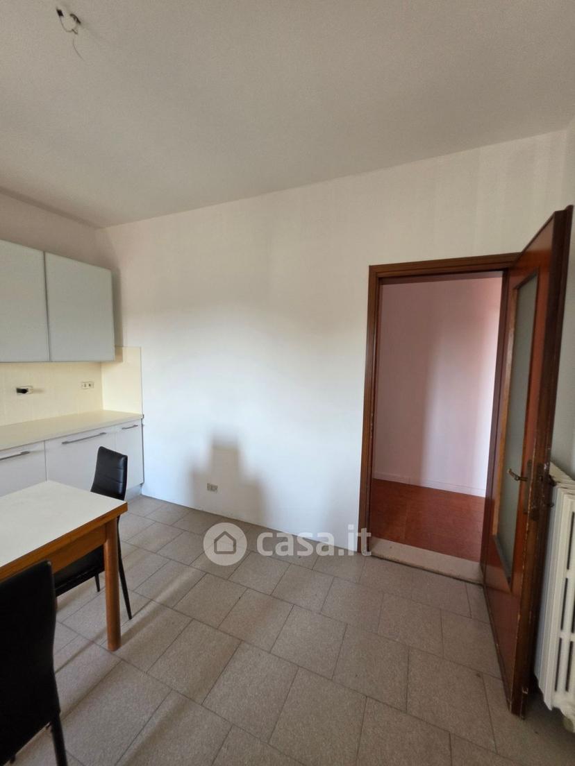 Trilocale in Via Pinetti — foto 10 di 37