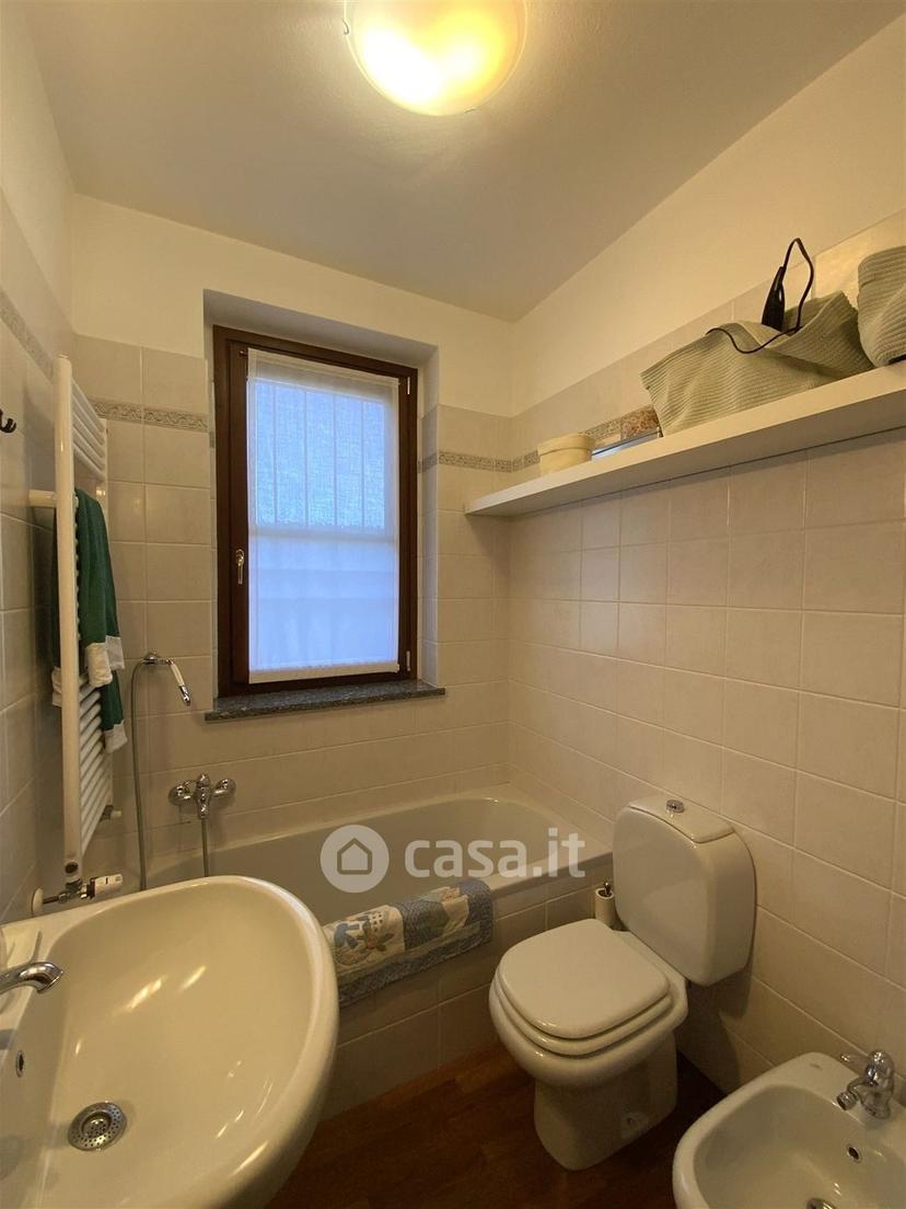 Trilocale in Via Per Invorio 2 — foto 4 di 30