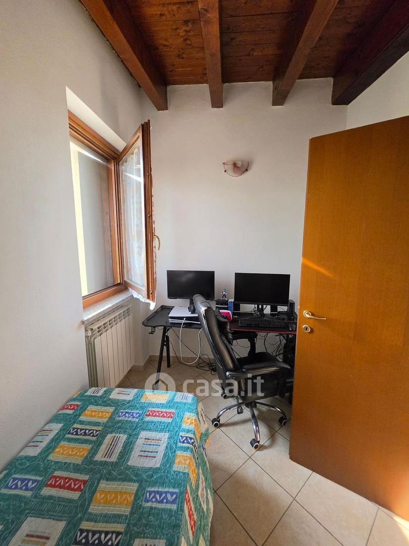 Trilocale in Via Giovanni Pascoli — foto 25 di 31