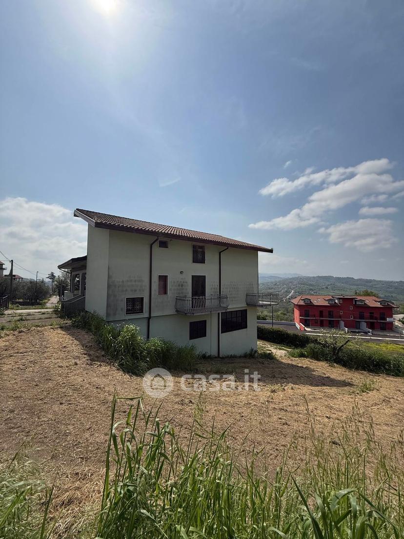 Villa in Via Canale — foto 19 di 57