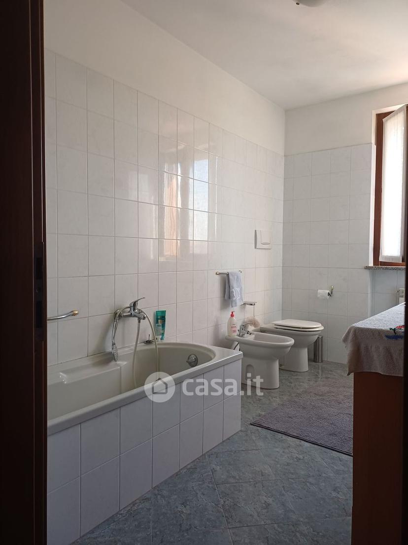 Villa in Via Dante Graziosi — foto 13 di 19