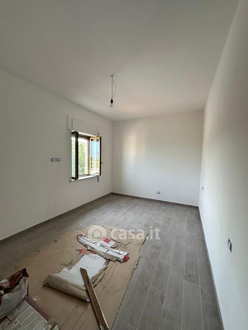 Trilocale in Via Petricciolo Alli 41 — foto 3 di 10