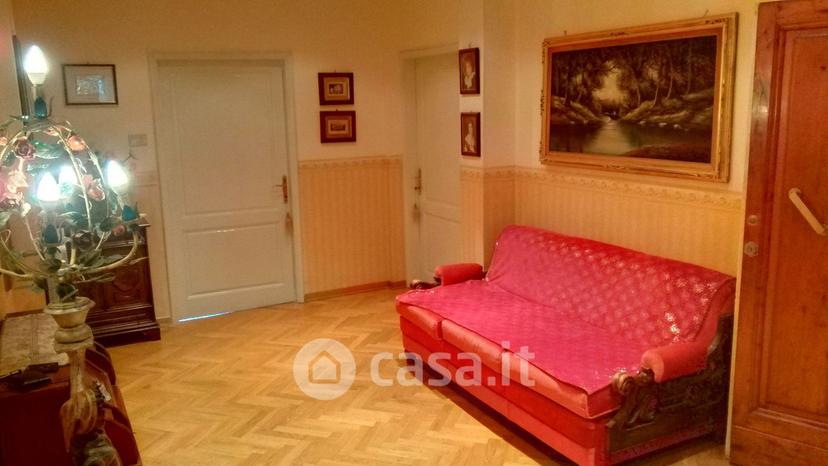 Stanza in Via Masaccio — foto 3 di 21