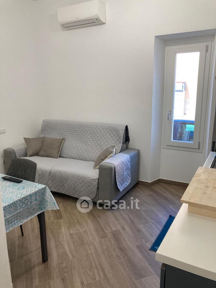 Bilocale in Via Azuni 11 — foto 4 di 30